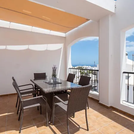 Comfortable And Modern Next To The Avenida In Tias
